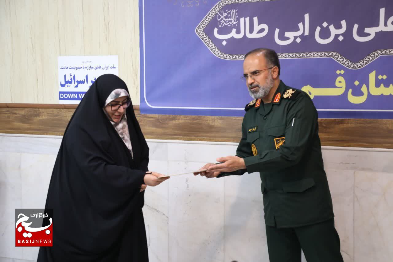 لزوم بهره گیری از ظرفیت نخبگان بسیجی برای رونق تولید دانش بنیان لزوم بهره گیری از ظرفیت نخبگان بسیجی برای رونق تولید دانش بنیان