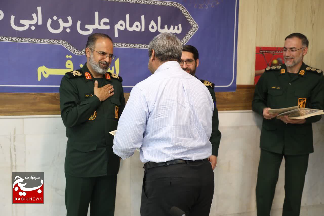 لزوم بهره گیری از ظرفیت نخبگان بسیجی برای رونق تولید دانش بنیان لزوم بهره گیری از ظرفیت نخبگان بسیجی برای رونق تولید دانش بنیان