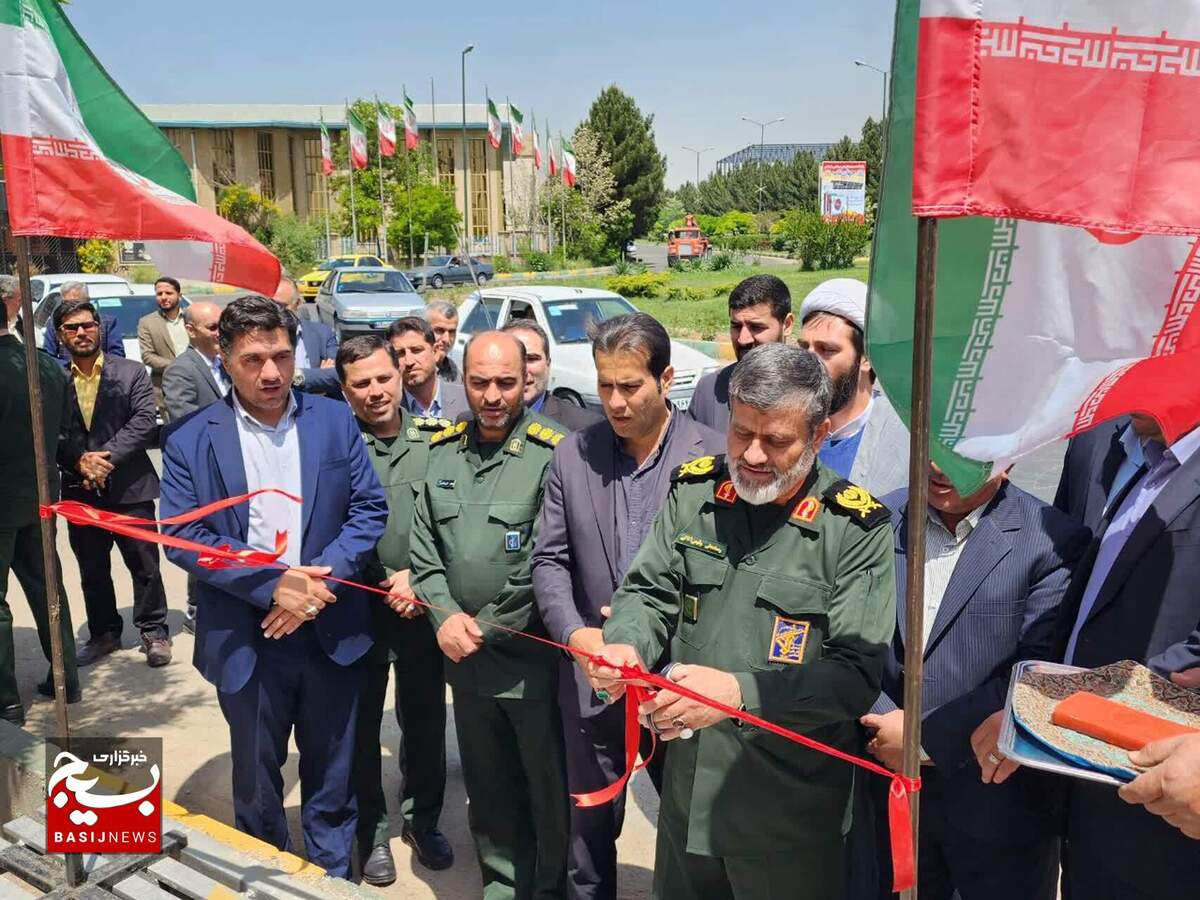  

تولید و صنعت عرصه جهاد فی سبیل الله کارگران و صنعتگران است
