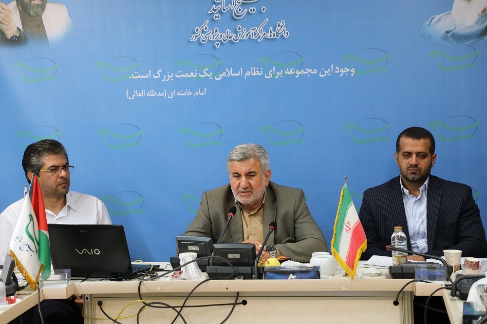 مردانی: مدعیان آزادی بیان استاد و پروفسور دانشگاه را به زمین می‌اندازند/ اساتید بسیجی میدان دار کارعلمی باشند