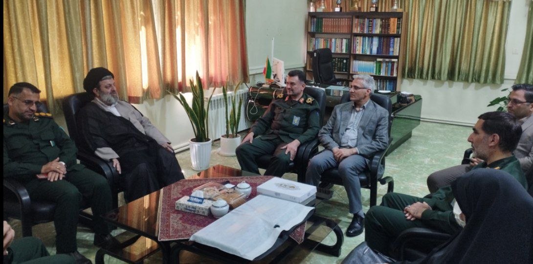 دیدار سردار شوقانی با مدیرکل آموزش و پرورش استان سمنان دیدار سردار شوقانی با مدیرکل آموزش و پرورش استان سمنان