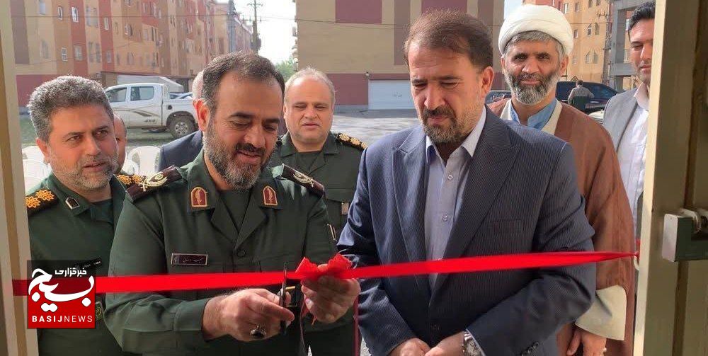 دیداربا خانواده شهید ،افتتاح و بازدید چند پروژه عمرانی دیداربا خانواده شهید ،افتتاح و بازدید چند پروژه عمرانی