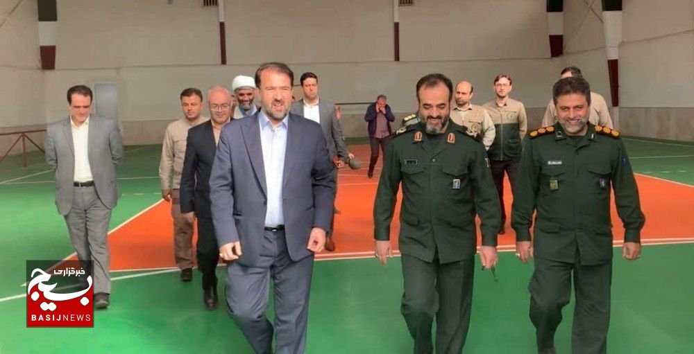 دیداربا خانواده شهید ،افتتاح و بازدید چند پروژه عمرانی دیداربا خانواده شهید ،افتتاح و بازدید چند پروژه عمرانی