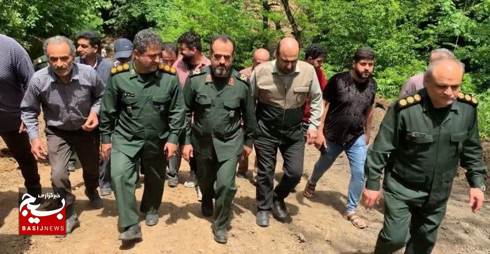 دیداربا خانواده شهید ،افتتاح و بازدید چند پروژه عمرانی دیداربا خانواده شهید ،افتتاح و بازدید چند پروژه عمرانی