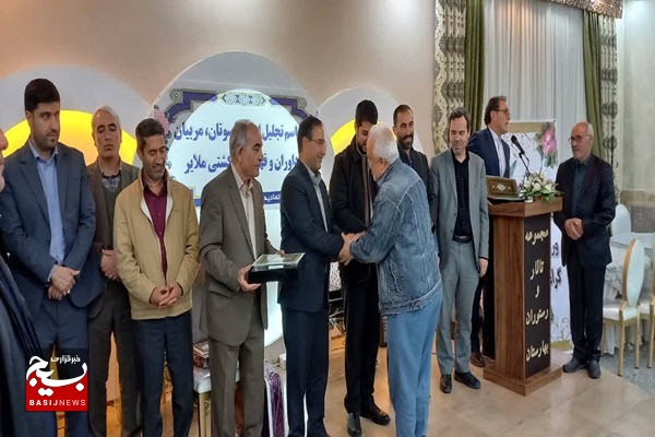 نیاز به حضور یک تیم کشتی از ملایر در کشور داریم