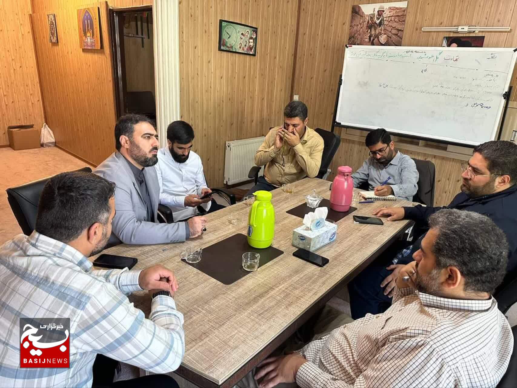 نشست کمیته دانش آموزی کنگره شهدای البرز برگزار شد نشست کمیته دانش آموزی کنگره شهدای البرز برگزار شد