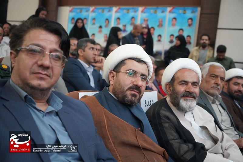 اجلاسیه شهدای ارتش کهگیلویه و بویراحمد در گچساران به روایت عکاس خبرگزاری بسیج + ( تصاویر)