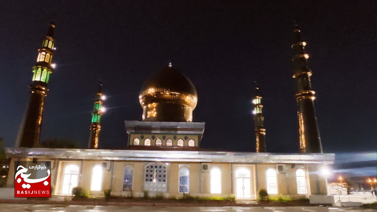 جشن تولد شهید مدافع امنیت و حرم مجید یوسفی در مزارشهدا جشن تولد شهید مدافع امنیت و حرم مجید یوسفی در مزارشهدا