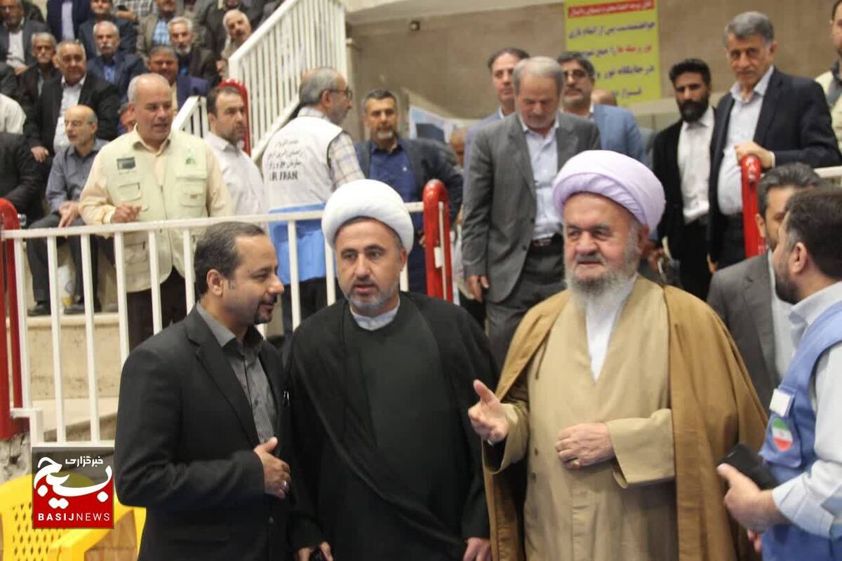 

مرحله اول همایش حجاج با حضور هزار و ۵۵ زائر بیت الله الحرام در قزوین برگزار شد