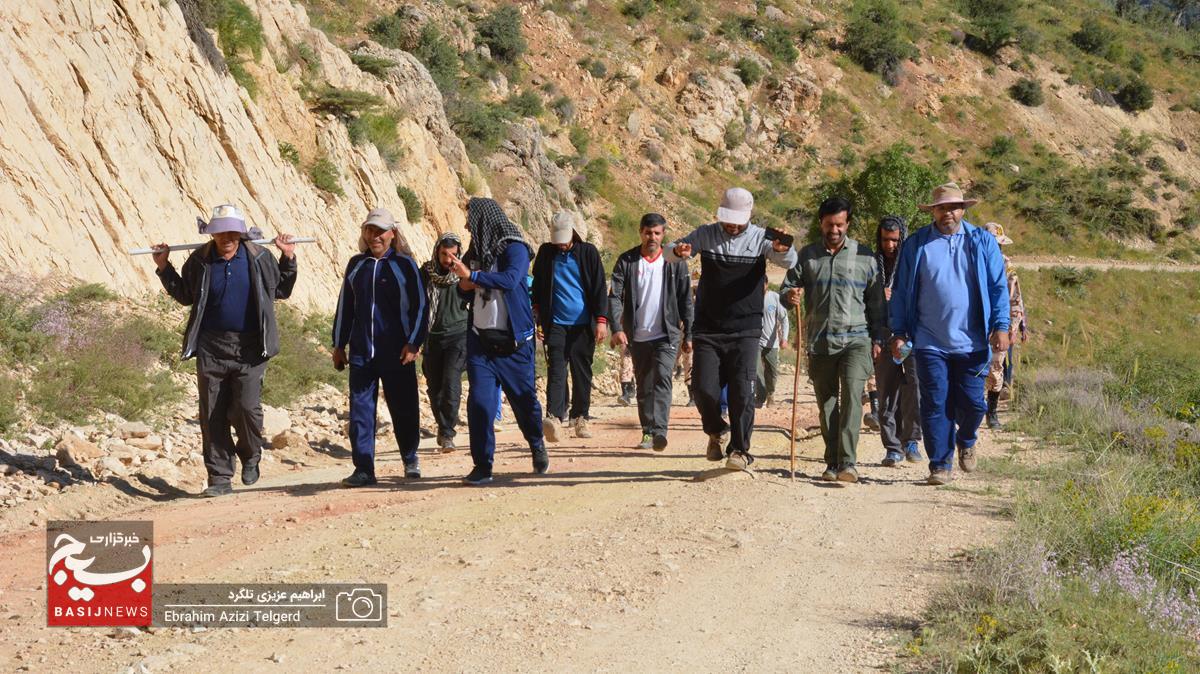 کوهنوردی کارکنان سپاه فتح