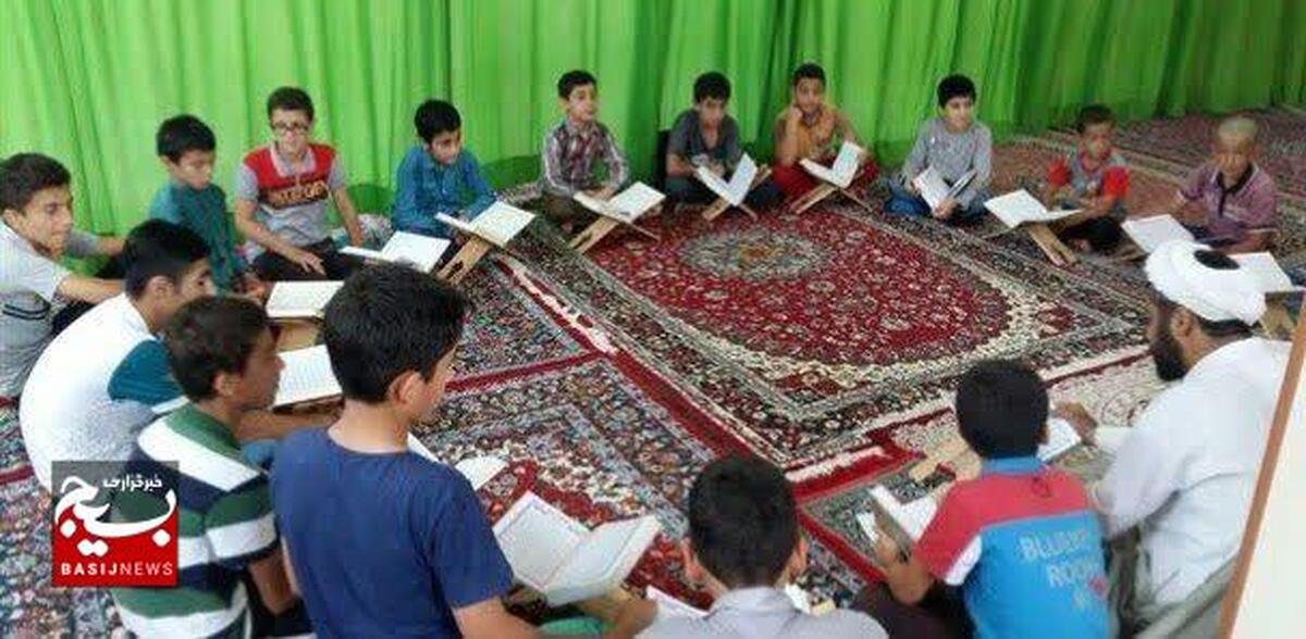 برنامه ها و دورهمی های ورزشی می تواند موجب جذب کودکان و نوجوانان به مساجد شود