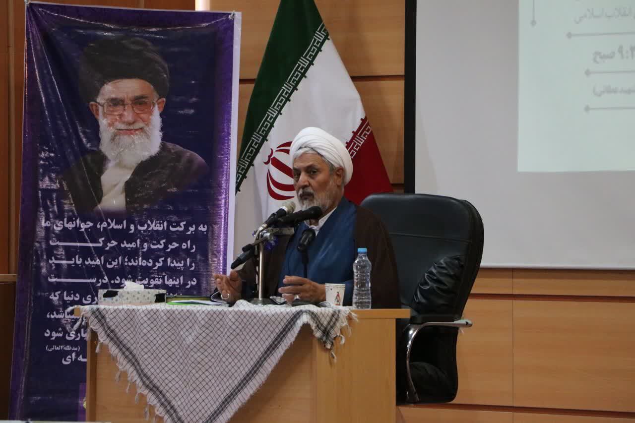 شهید رئیسی ریل گذاری جدیدی را در کشور پایهگذاری کرد شهید رئیسی ریل گذاری جدیدی را در کشور پایهگذاری کرد