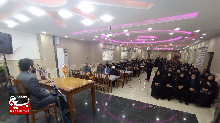 اساس تشکیل مدارس الگوی صالح، الگوسازی برمبنای تعالیم اسلام است