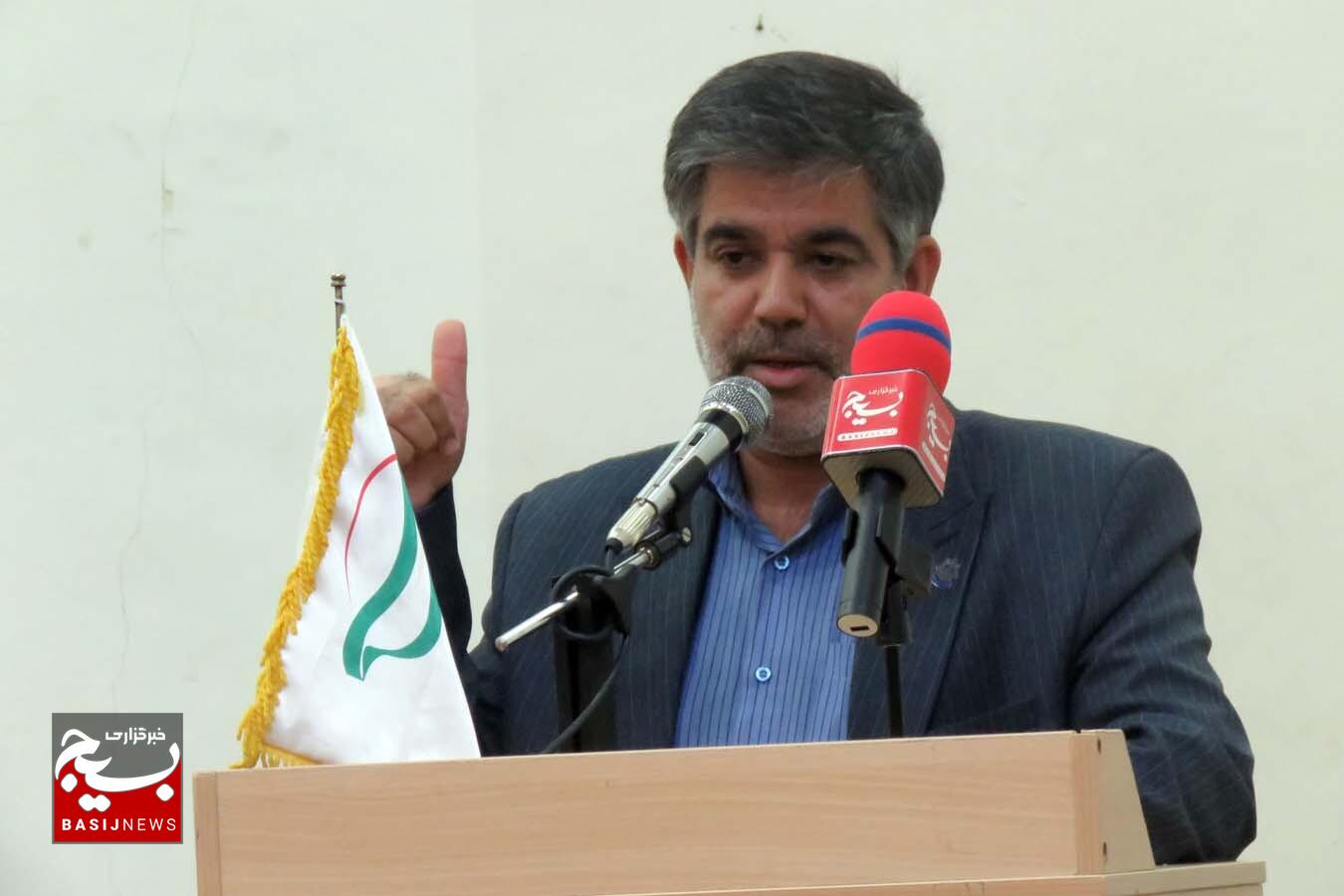 اساتید مسائل ضروری کشور را شناسایی کنند اساتید مسائل ضروری کشور را شناسایی کنند