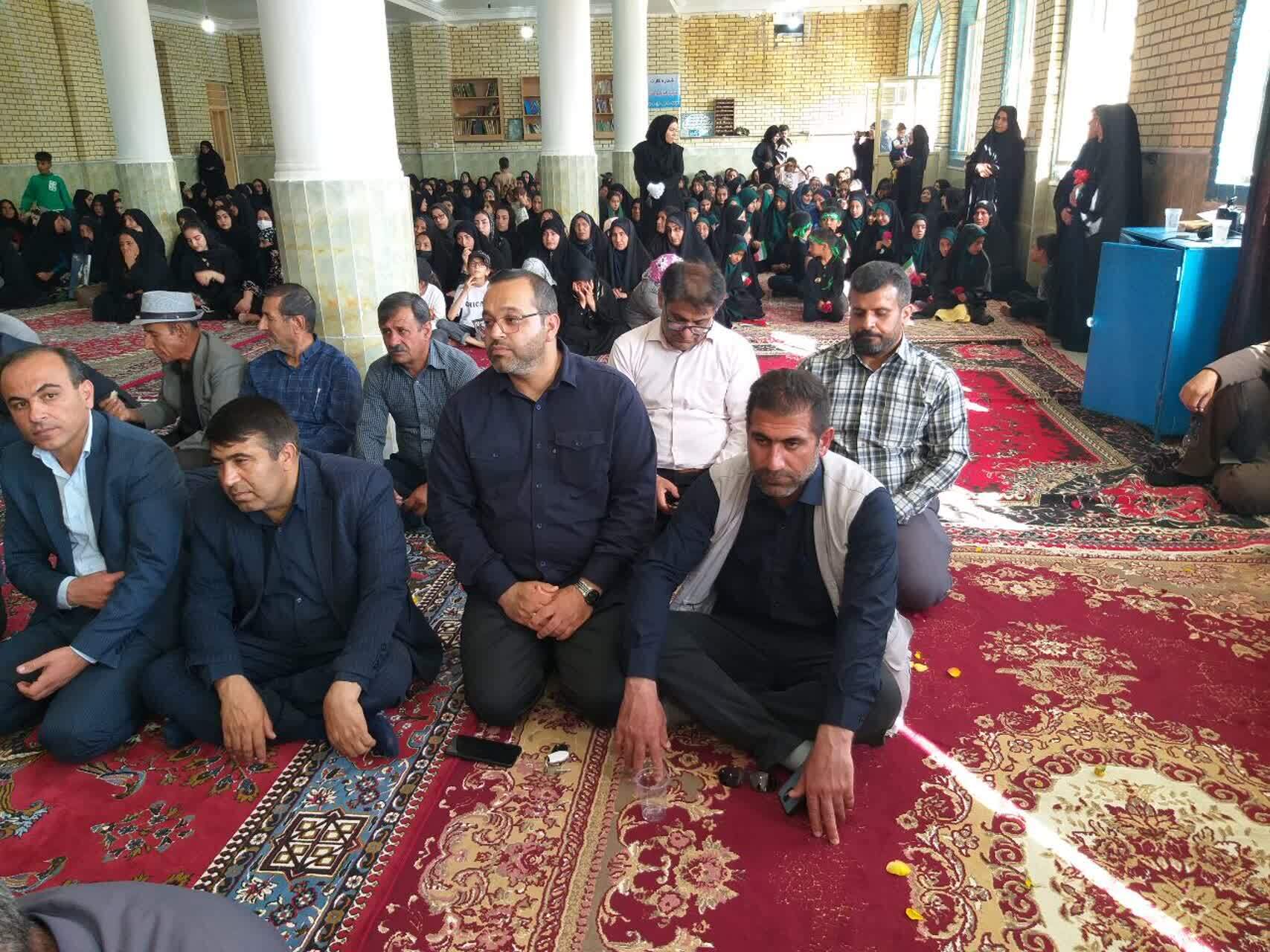 برگزاری مراسم بزرگداشت شهدای خدمت در دهستان کریک +تصاویر برگزاری مراسم بزرگداشت شهدای خدمت در دهستان کریک +تصاویر