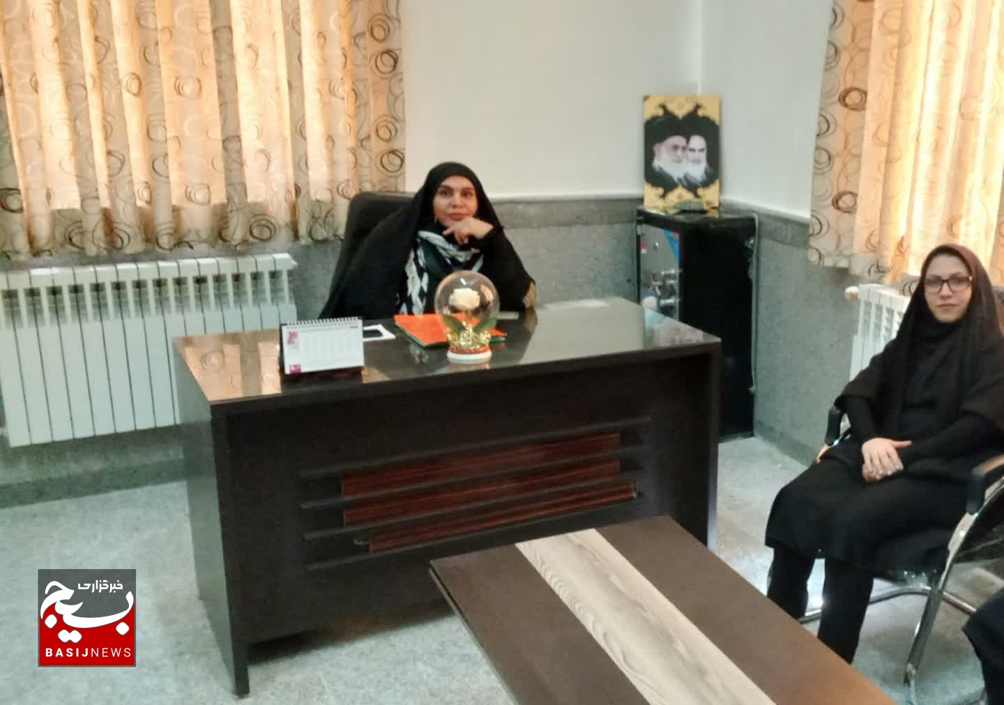 گفتگوی بسیج با بانوی روانشناسی که بیش از ۷۰ درصد پروندههای طلاق را به سازش زوجین ختم کرده است گفتگوی بسیج با بانوی روانشناسی که بیش از ۷۰ درصد پروندههای طلاق را به سازش زوجین ختم کرده است