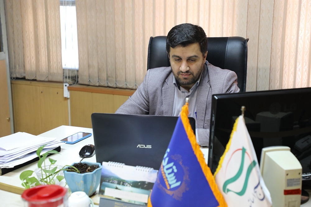 لزوم نقش آفرینی اساتید و فرهیختگان دانشگاهی در فضای مجازی برای میدانداری و غلبه بر دشمن لزوم نقش آفرینی اساتید و فرهیختگان دانشگاهی در فضای مجازی برای میدانداری و غلبه بر دشمن