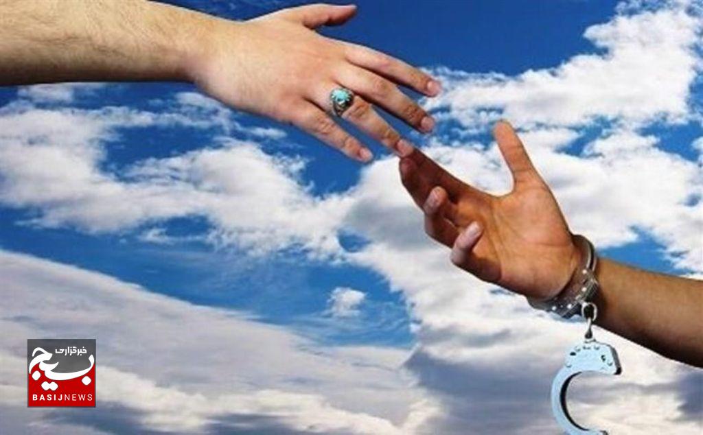 پویش آزادی ۴۰ زندانی با کمک اردبیلیهای مقیم آذربایجانغربی پویش آزادی ۴۰ زندانی با کمک اردبیلیهای مقیم آذربایجانغربی