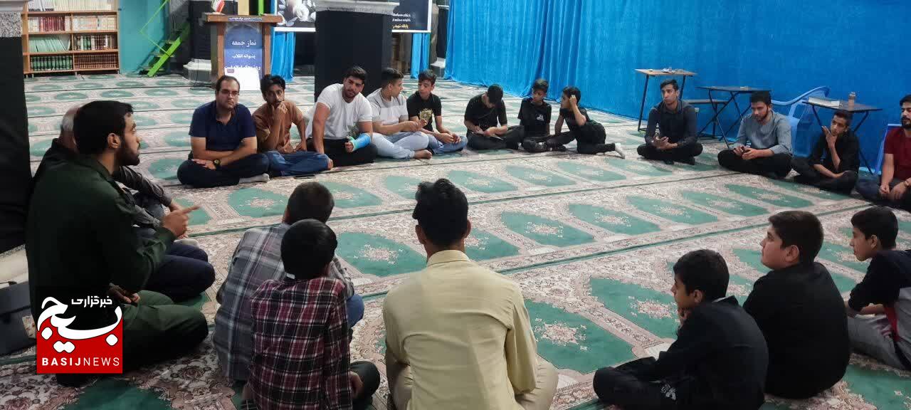 مثبت سوژه/وقتی جوانان جا پای شهیدان میگذارند مثبت سوژه/وقتی جوانان جا پای شهیدان میگذارند