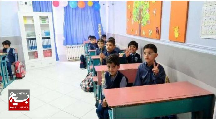 دریافت پول برای ثبت نام در مدارس دولتی گلستان ممنوع است دریافت پول برای ثبت نام در مدارس دولتی گلستان ممنوع است