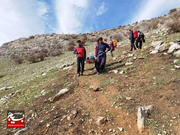 نجات کوهنورد ۶۰ ساله در ارتفاعات کوه سبلان نجات کوهنورد ۶۰ ساله در ارتفاعات کوه سبلان
