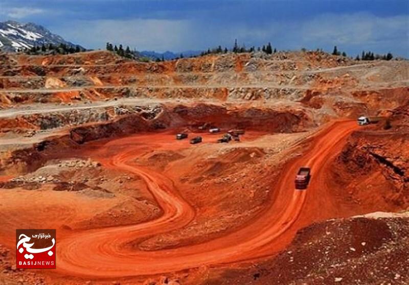 استحصال ۳۷۰ میلیون تن مواد معدنی مس در مشگینشهر استحصال ۳۷۰ میلیون تن مواد معدنی مس در مشگینشهر