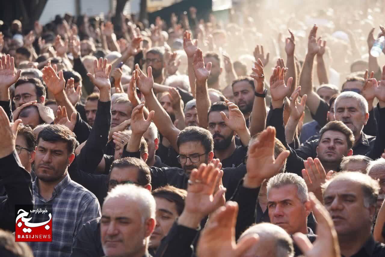 طنین یا زینب زنجانیها به یاد رشادتهای شیر زن کربلا طنین یا زینب زنجانیها به یاد رشادتهای شیر زن کربلا