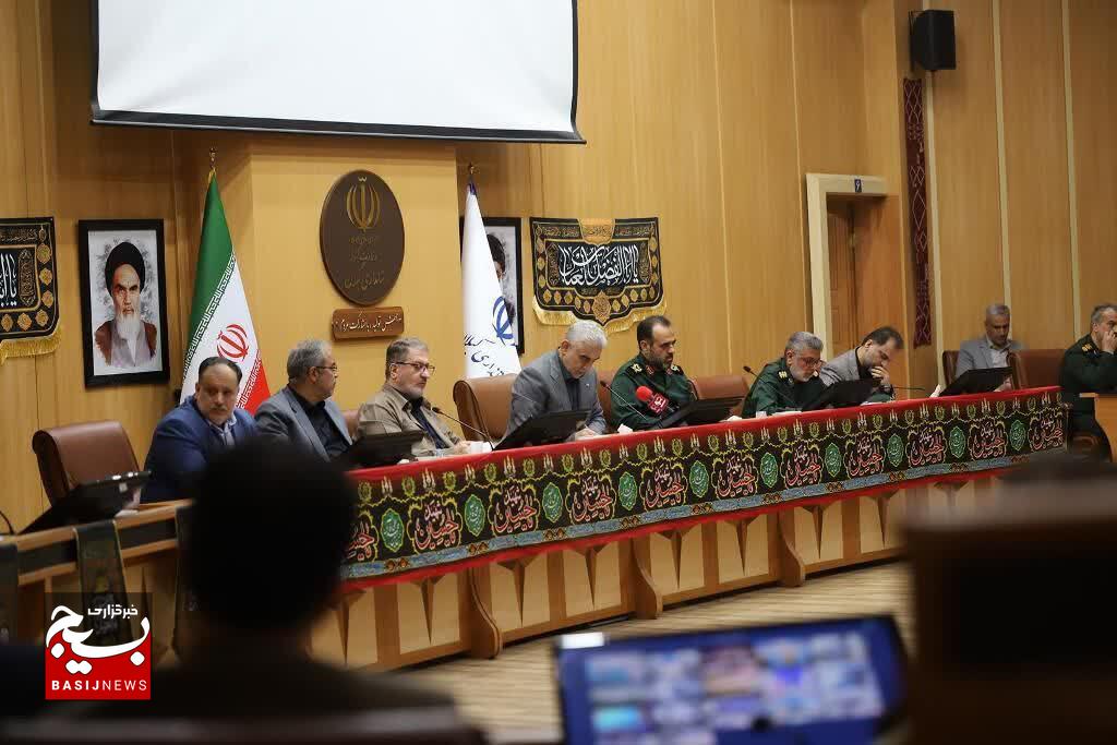 جهاد تبیین اولویت برپایی یادوارههای شهدا باشد جهاد تبیین اولویت برپایی یادوارههای شهدا باشد