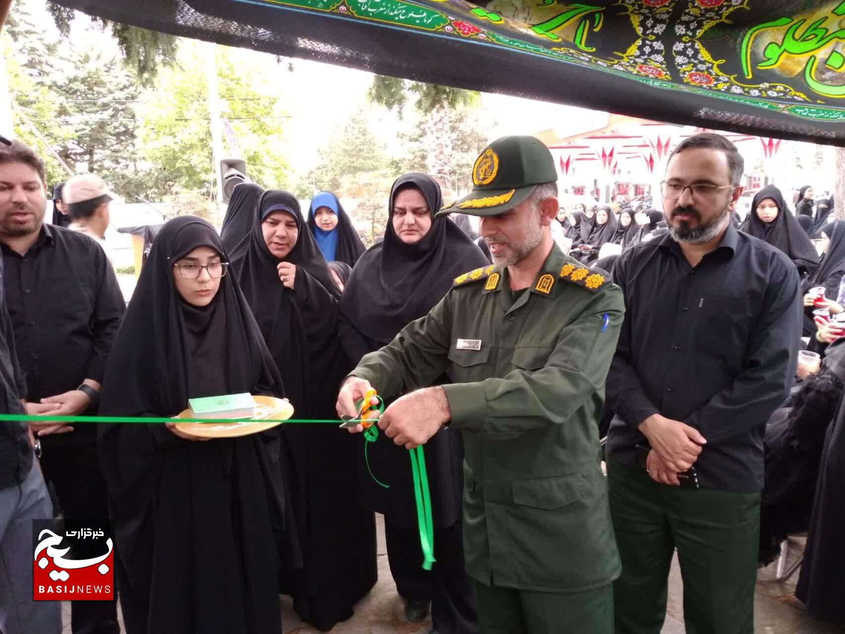 اجتماع بزرگ مدافعان حریم خانواده در آستارا اجتماع بزرگ مدافعان حریم خانواده در آستارا