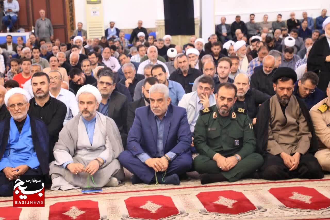 اجتماع مردمی گیلانیان در محکومیت جنایات رژیم صیهونیستی در ترور اسماعیل هنیه اجتماع مردمی گیلانیان در محکومیت جنایات رژیم صیهونیستی در ترور اسماعیل هنیه