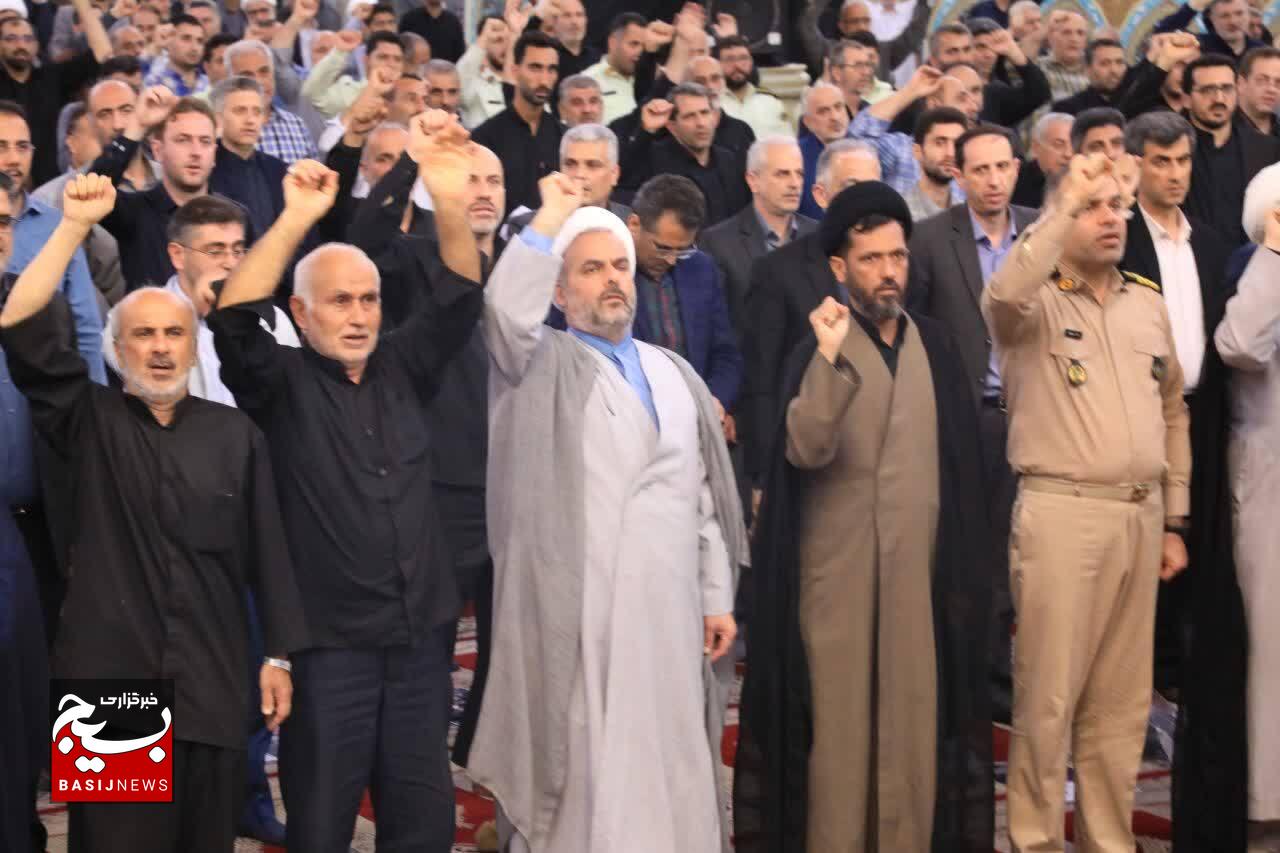 اجتماع مردمی گیلانیان در محکومیت جنایات رژیم صیهونیستی در ترور اسماعیل هنیه اجتماع مردمی گیلانیان در محکومیت جنایات رژیم صیهونیستی در ترور اسماعیل هنیه