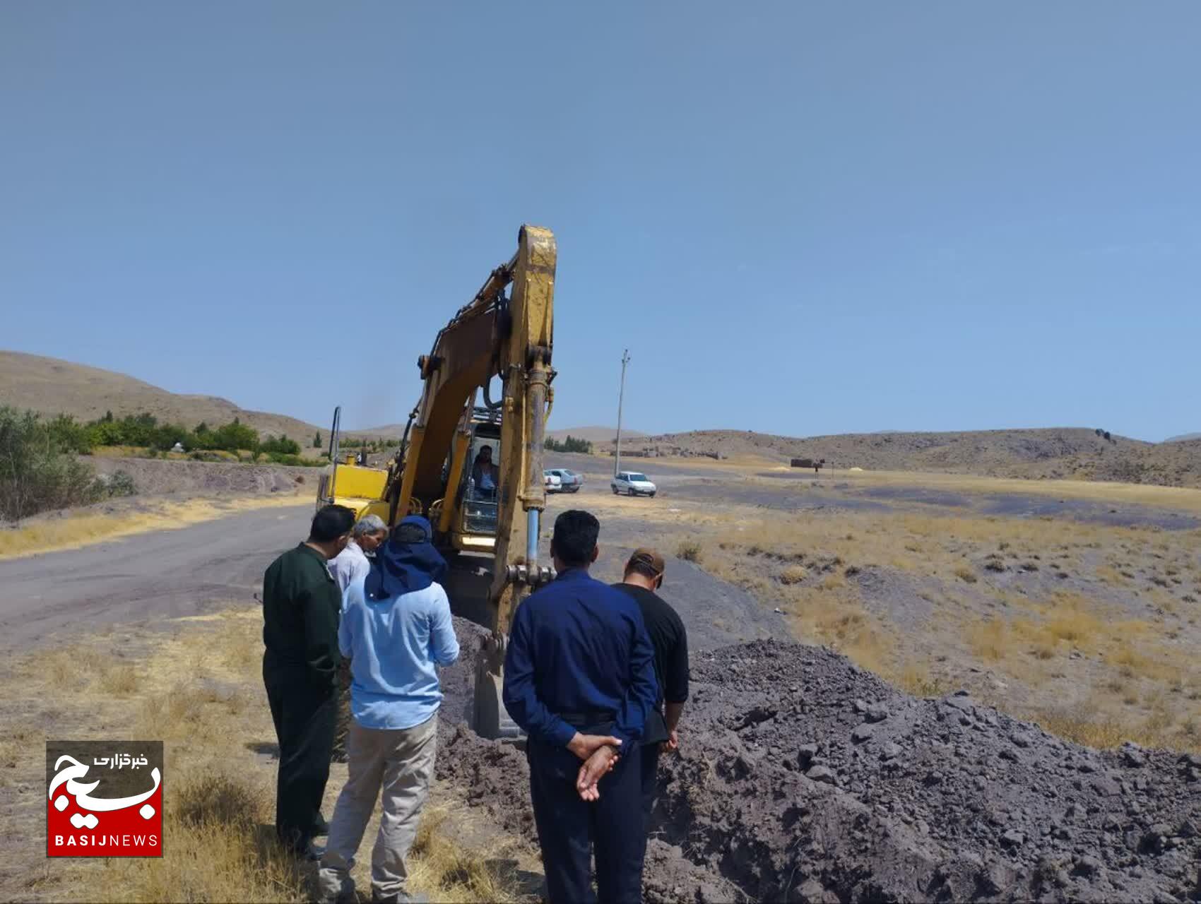 آبرسانی به روستای قاشقاتپه بخش قره پشتلوی شهرستان زنجان آبرسانی به روستای قاشقاتپه بخش قره پشتلوی شهرستان زنجان