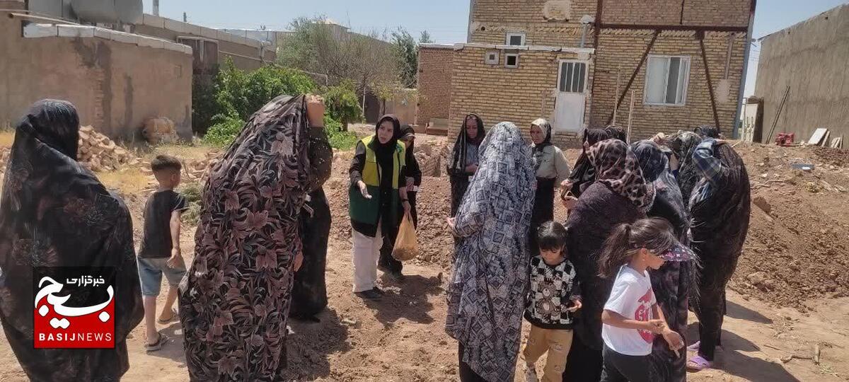 آموزش کشت و فرآوری زعفران به زنان روستایی شهرستان آبیک