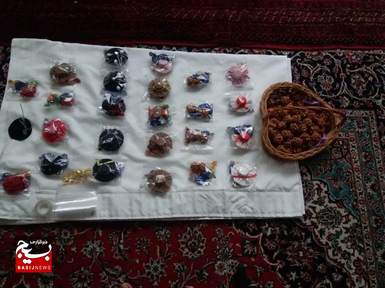 کار در راه خدا برای زائران امام حسین (ع) کار در راه خدا برای زائران امام حسین (ع)