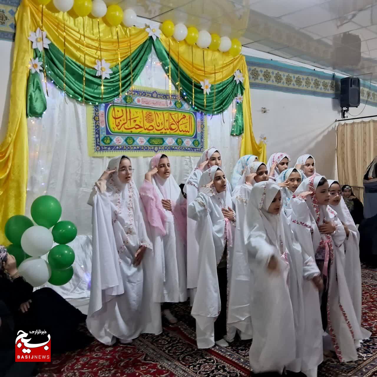 مسجد و پایگاه بسیج محلی برای تربیت نوجوانان و جوانان انقلابی است مسجد و پایگاه بسیج محلی برای تربیت نوجوانان و جوانان انقلابی است