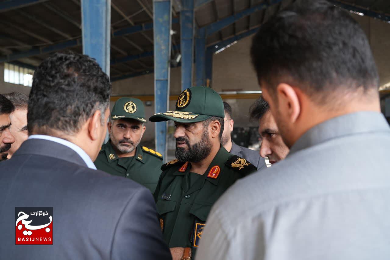 بازدید فرمانده سپاه استان لرستان از شهرک صنعتی شماره ۲ خرم آباد بازدید فرمانده سپاه استان لرستان از شهرک صنعتی شماره ۲ خرم آباد