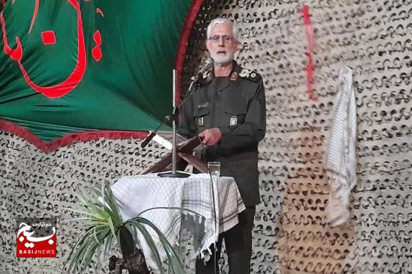نیروهای جبهه مقاومت تربیت یافتگان مکتب امام راحل و شهدا هستند