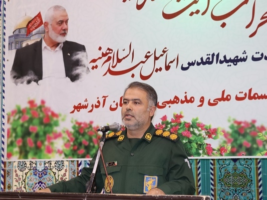 شهید مدنی(ره)،خود را سرباز مخلص امام می دانست شهید مدنی(ره)،خود را سرباز مخلص امام می دانست