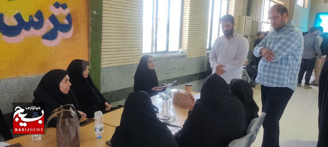 آغاز رزمایش مشترک اردوهای جهادی پزشکی در بخش جبالبارز جنوبی عنبرآباد آغاز رزمایش مشترک اردوهای جهادی پزشکی در بخش جبالبارز جنوبی عنبرآباد