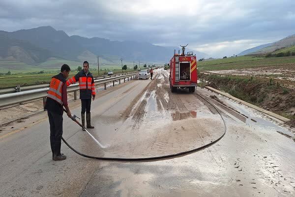 فعالیت ۲۳۶ ناوگان راهداری گلستان برای ایمنسازی مسیرهای سیلابی فعالیت ۲۳۶ ناوگان راهداری گلستان برای ایمنسازی مسیرهای سیلابی