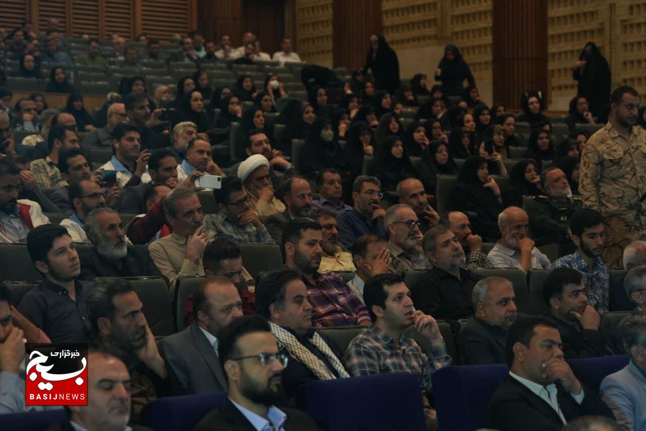 برگزاری دوازدهمین یادواره شهدای کارمند استان قزوین