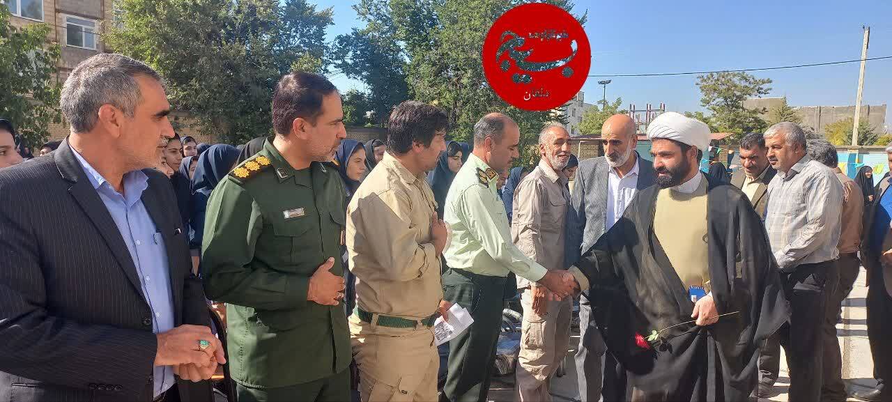 زنگ مهر ایثار و مقاومت در شهرستان دلفان به صدا درآمد زنگ مهر ایثار و مقاومت در شهرستان دلفان به صدا درآمد