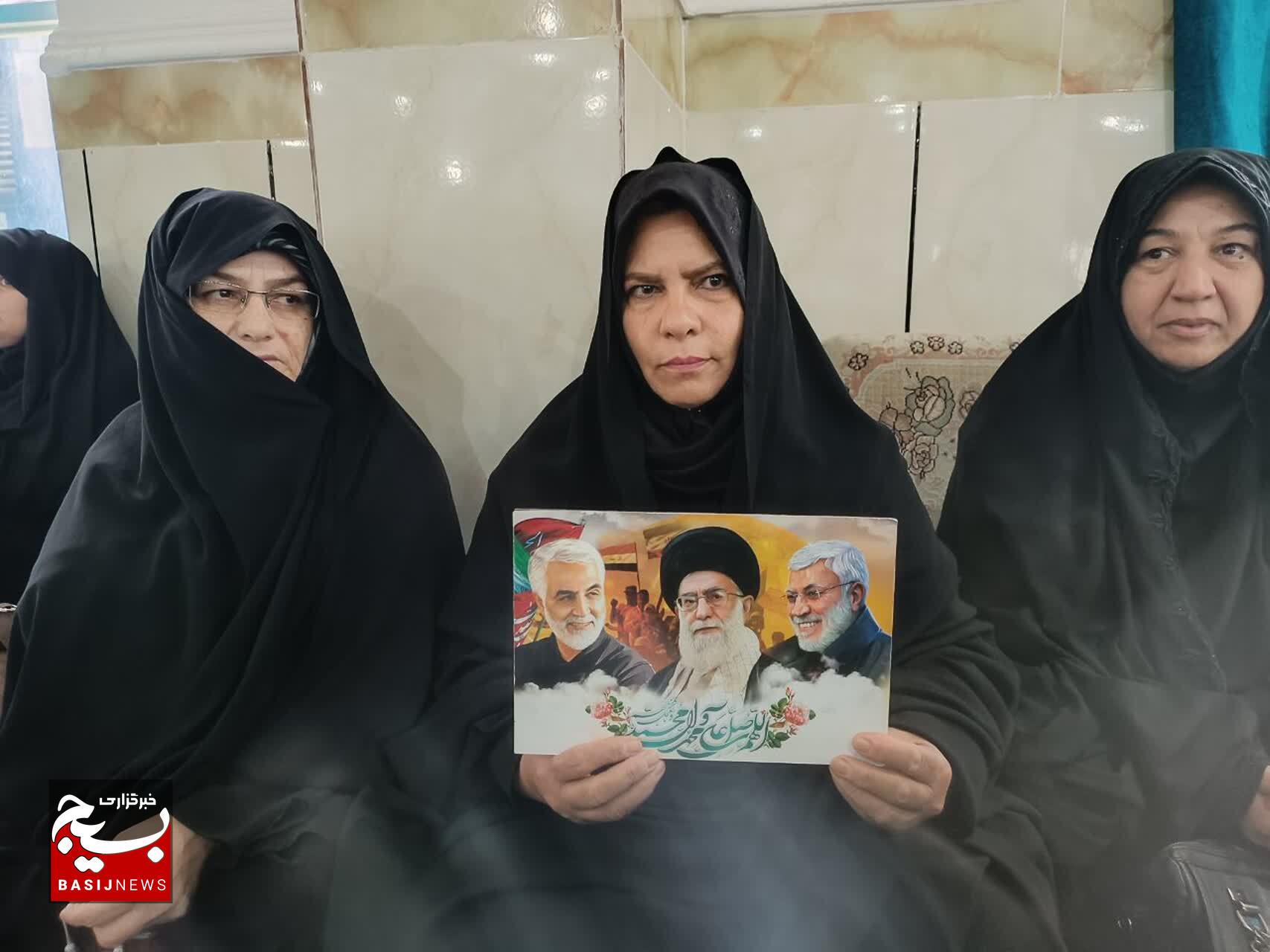 برگزاری مراسم گرامیداشت شهید سید نصرالله و سردار شهید نیلفروشان در حسینیه ثار الله خرم آباد برگزاری مراسم گرامیداشت شهید سید نصرالله و سردار شهید نیلفروشان در حسینیه ثار الله خرم آباد