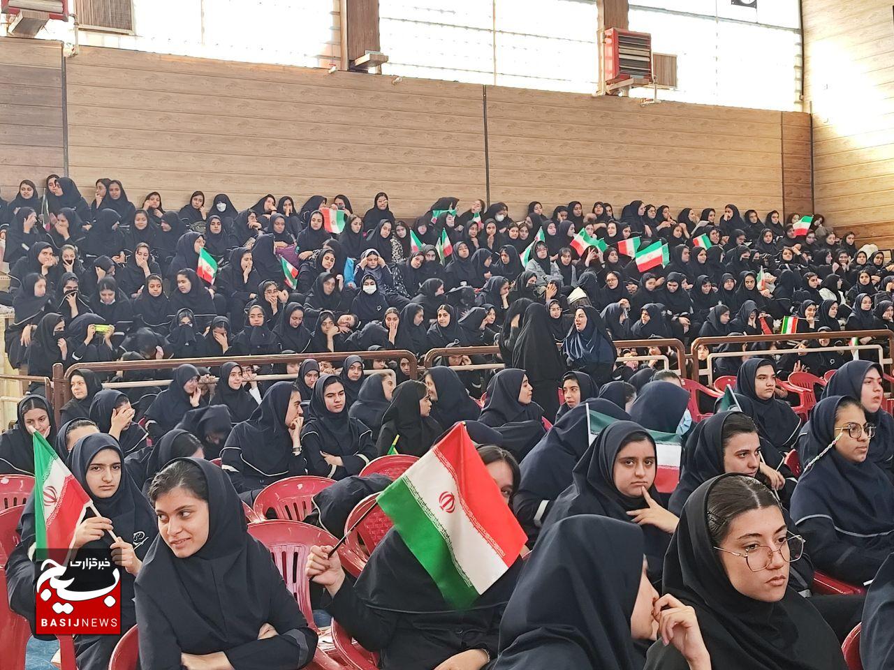زنگ آغاز نصرالله در مدارس کرمان نواخته شد زنگ آغاز نصرالله در مدارس کرمان نواخته شد