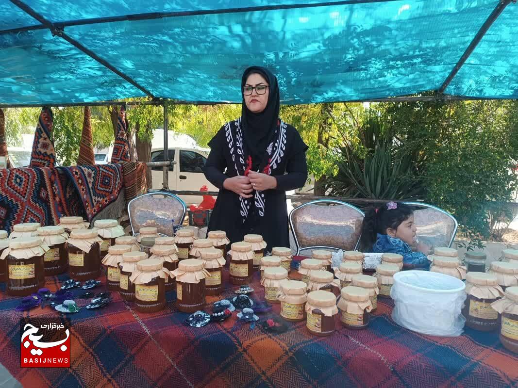 همایش روز ملی روستا و عشایر در لرستان به روایت تصویر همایش روز ملی روستا و عشایر در لرستان به روایت تصویر