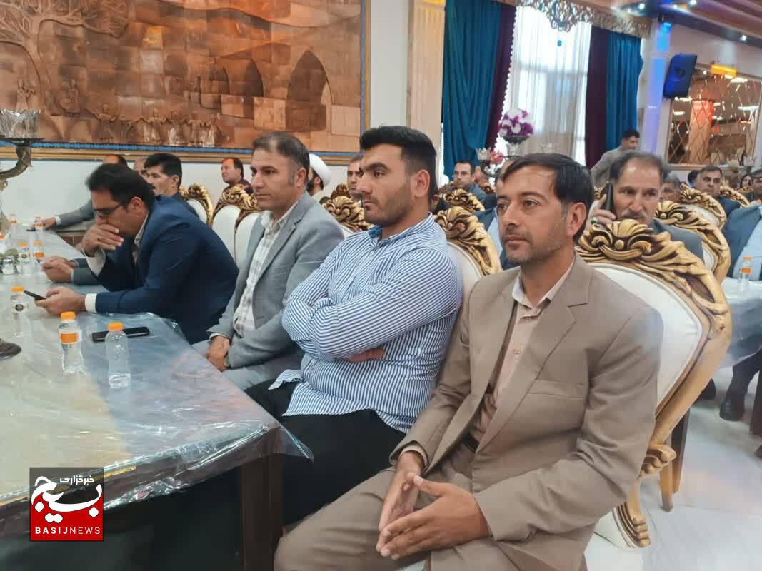 همایش روز ملی روستا و عشایر در لرستان به روایت تصویر همایش روز ملی روستا و عشایر در لرستان به روایت تصویر