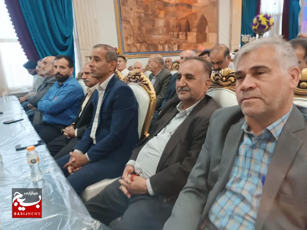 همایش روز ملی روستا و عشایر در لرستان به روایت تصویر همایش روز ملی روستا و عشایر در لرستان به روایت تصویر