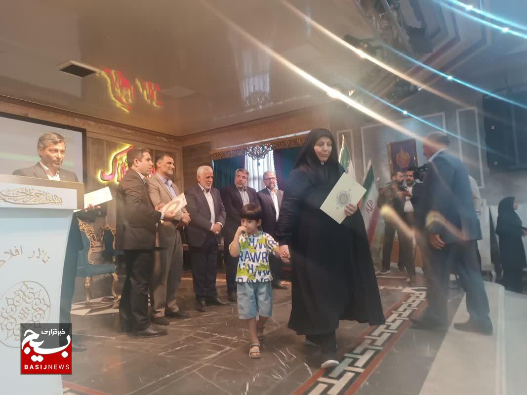 همایش روز ملی روستا و عشایر در لرستان به روایت تصویر همایش روز ملی روستا و عشایر در لرستان به روایت تصویر