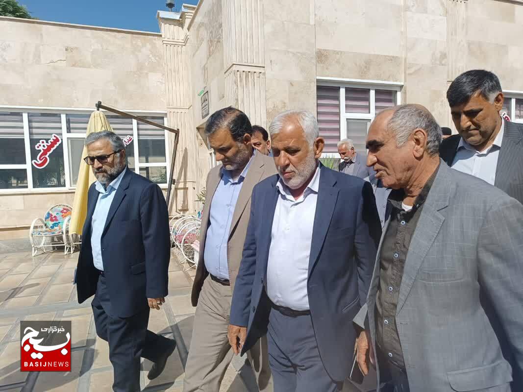 همایش روز ملی روستا و عشایر در لرستان به روایت تصویر همایش روز ملی روستا و عشایر در لرستان به روایت تصویر