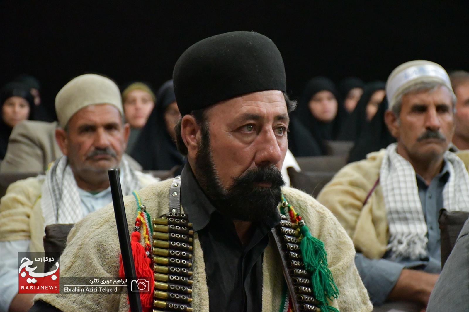 تجلیل از برترین های جشنواره مالک اشتر ناحیه مقاومت بسیج عشایر در یاسوج تجلیل از برترین های جشنواره مالک اشتر ناحیه مقاومت بسیج عشایر در یاسوج